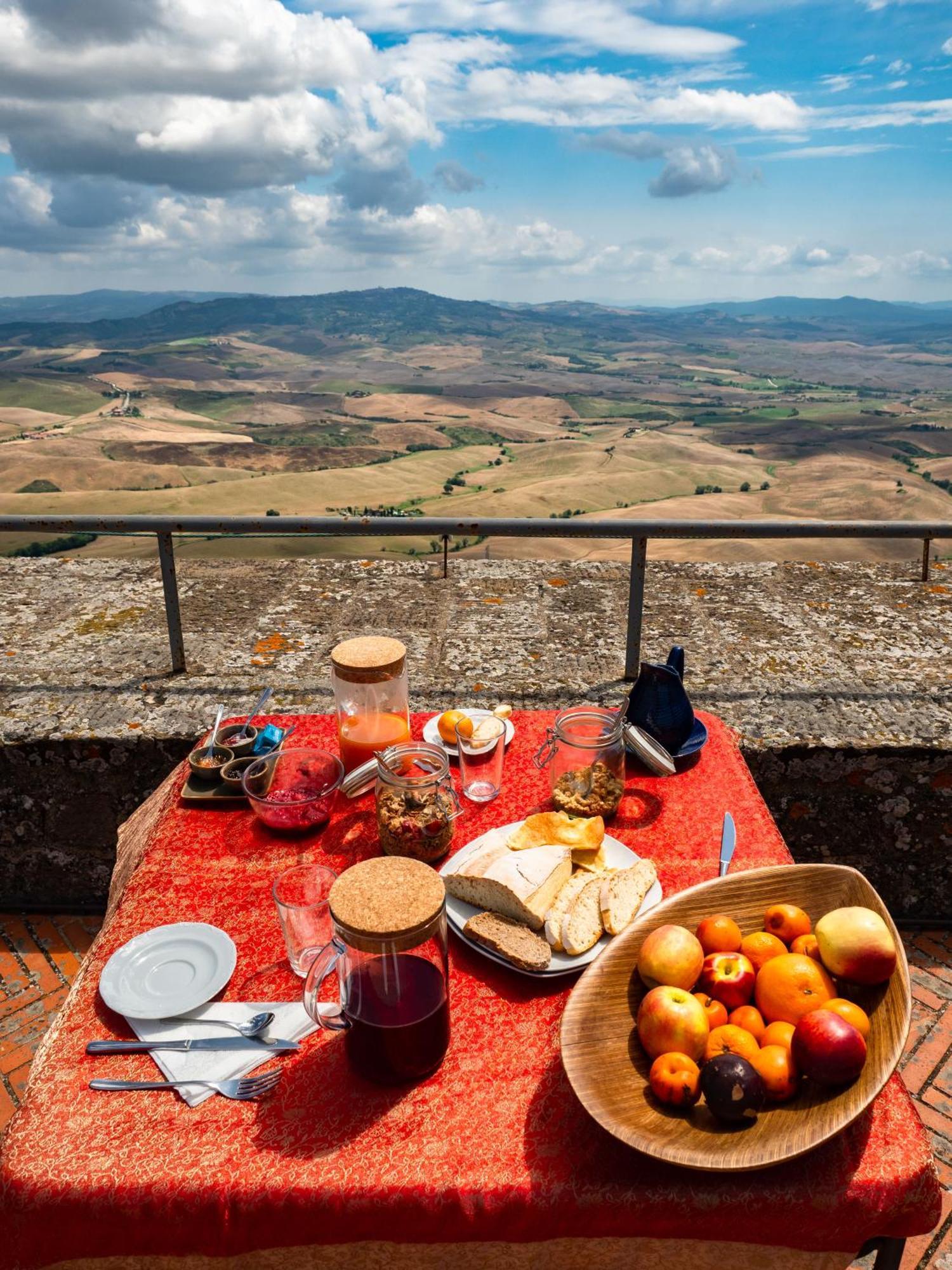 Torre Dei Belforti Montecatini Val di Cecina Zewnętrze zdjęcie